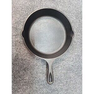 Lodge 9" X 2"  Cast Iron Skillet  Pre Seasoned USA Frying Pan Camping 6SK